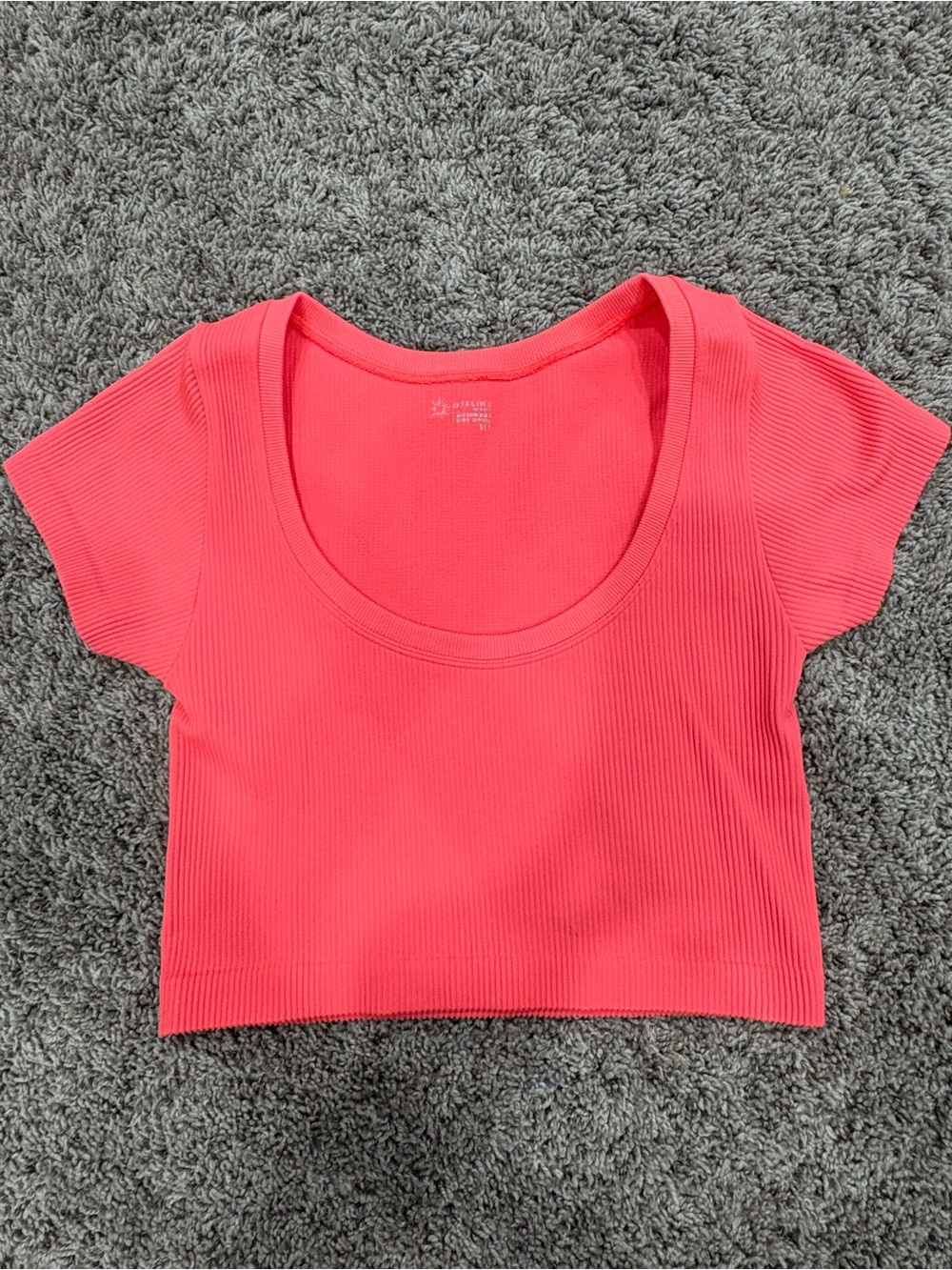 Offline Ribbed Scoop-Neck Crop Top in Pink